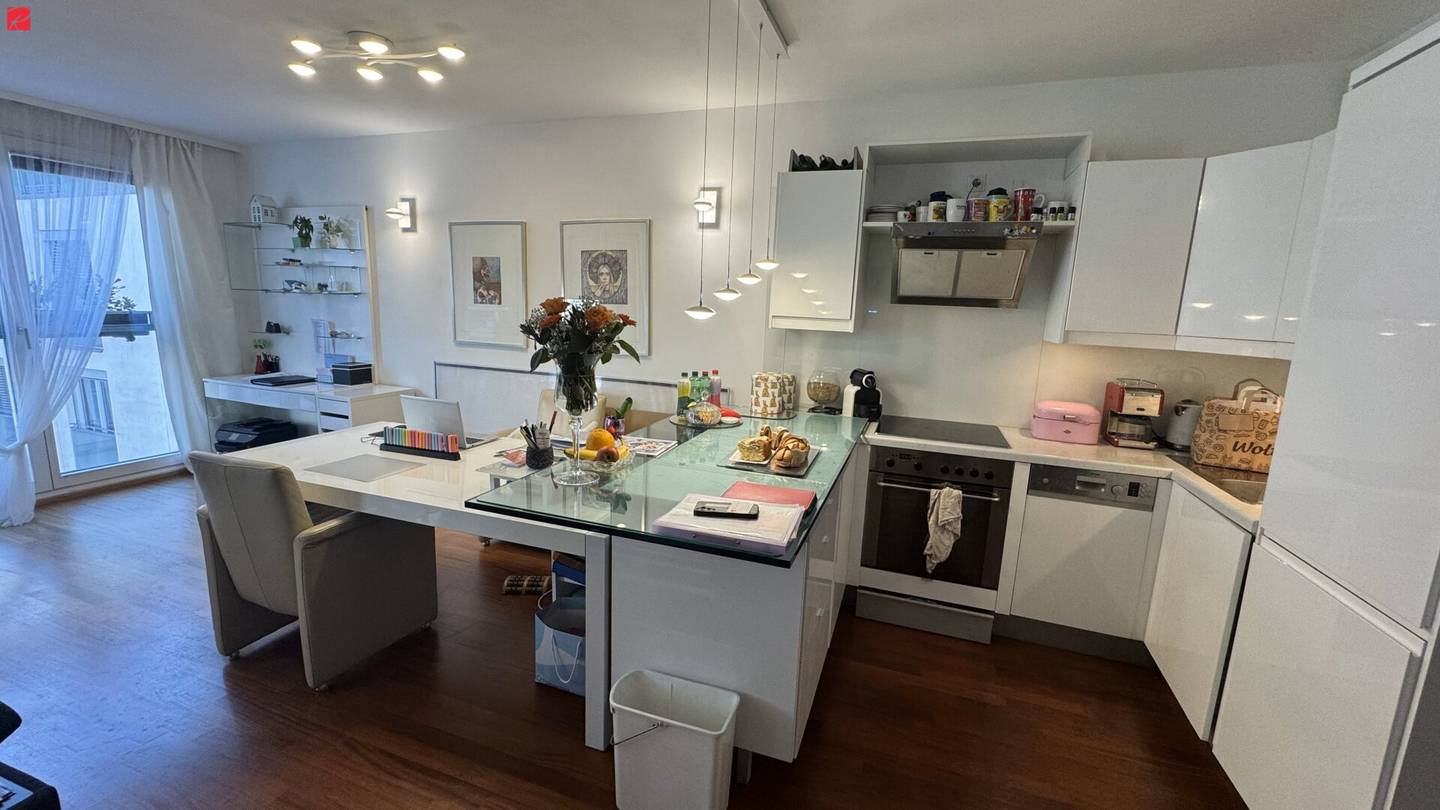 Apartment with loggia in central location