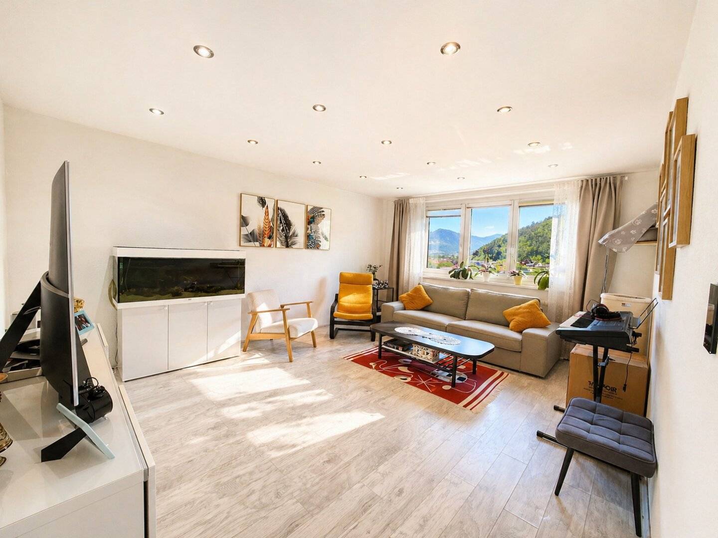 Apartment with living winter garden and wide view