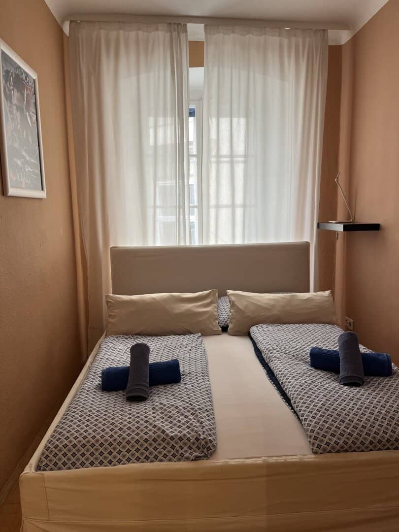 Wohnung furnished Altbau Franziskaner Platz