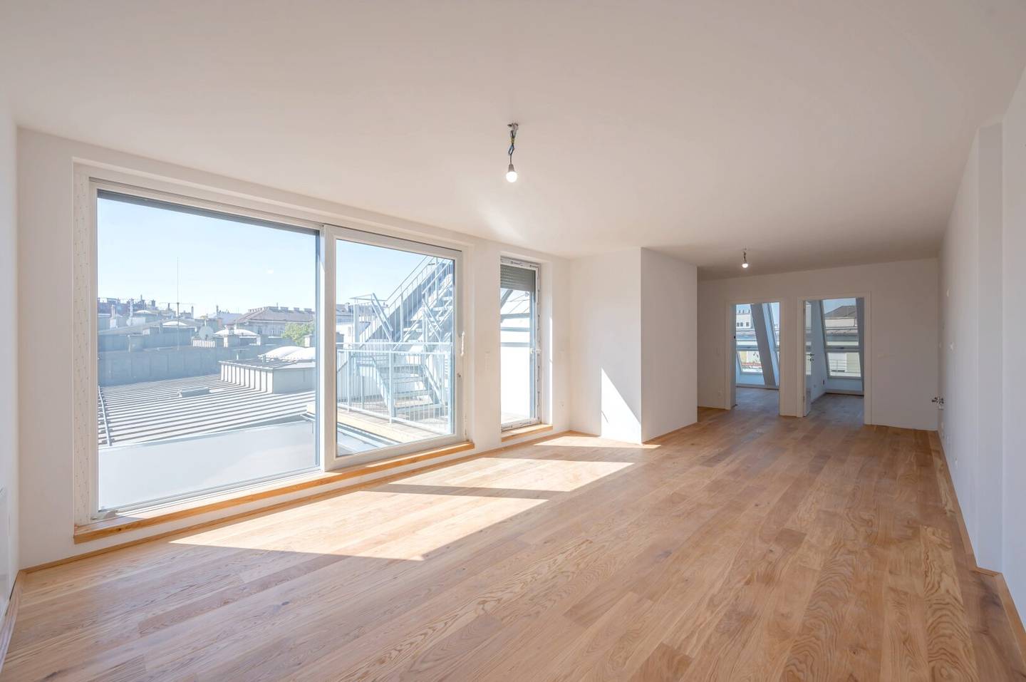 Apartment brand new with balcony and elevator
