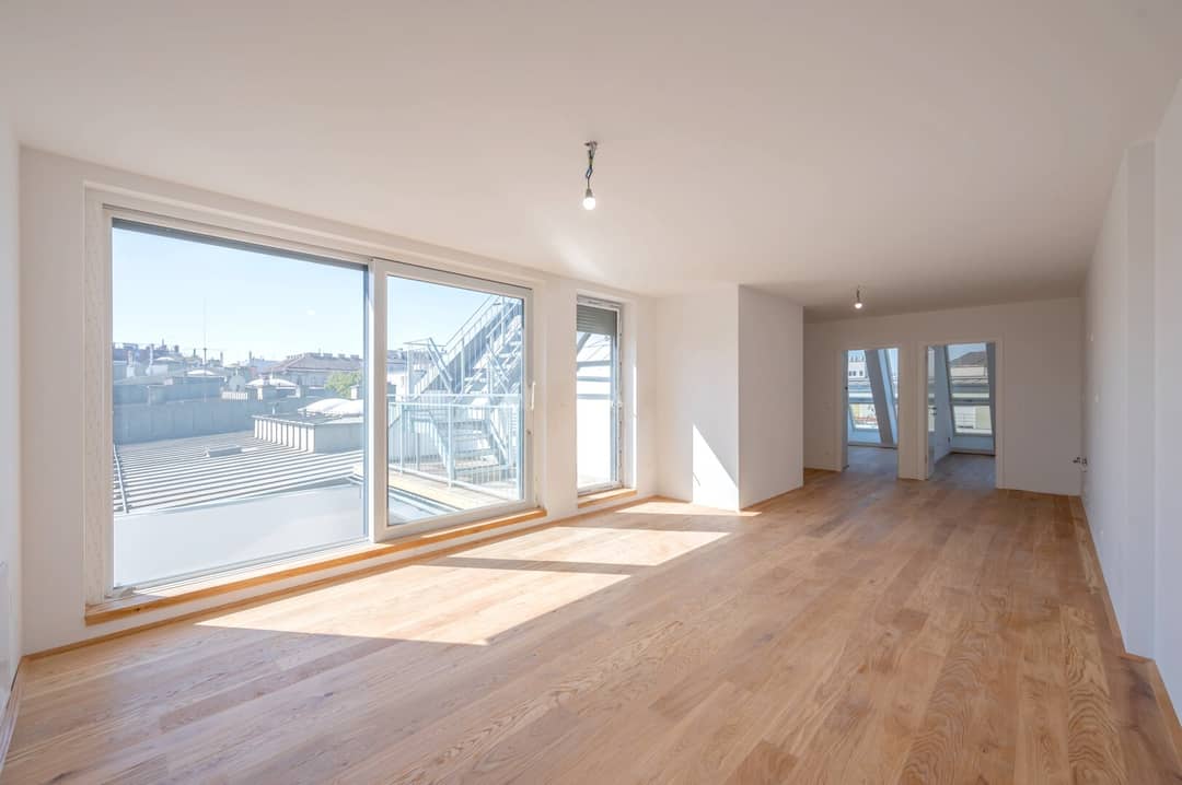 Wohnung Erstbezug Neubau mit Balkon und Aufzug