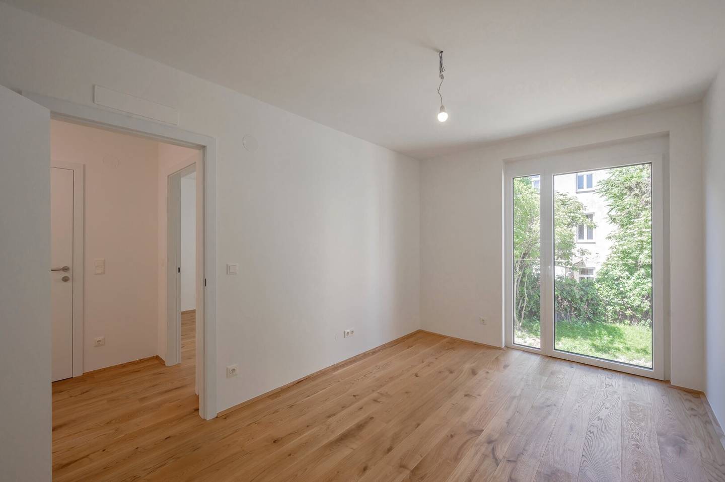 Apartment brand new with balcony and elevator