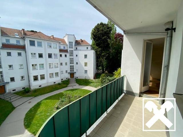 Wohnung in ruhiger Grünlage nahe Schlosspark mit Balkon
