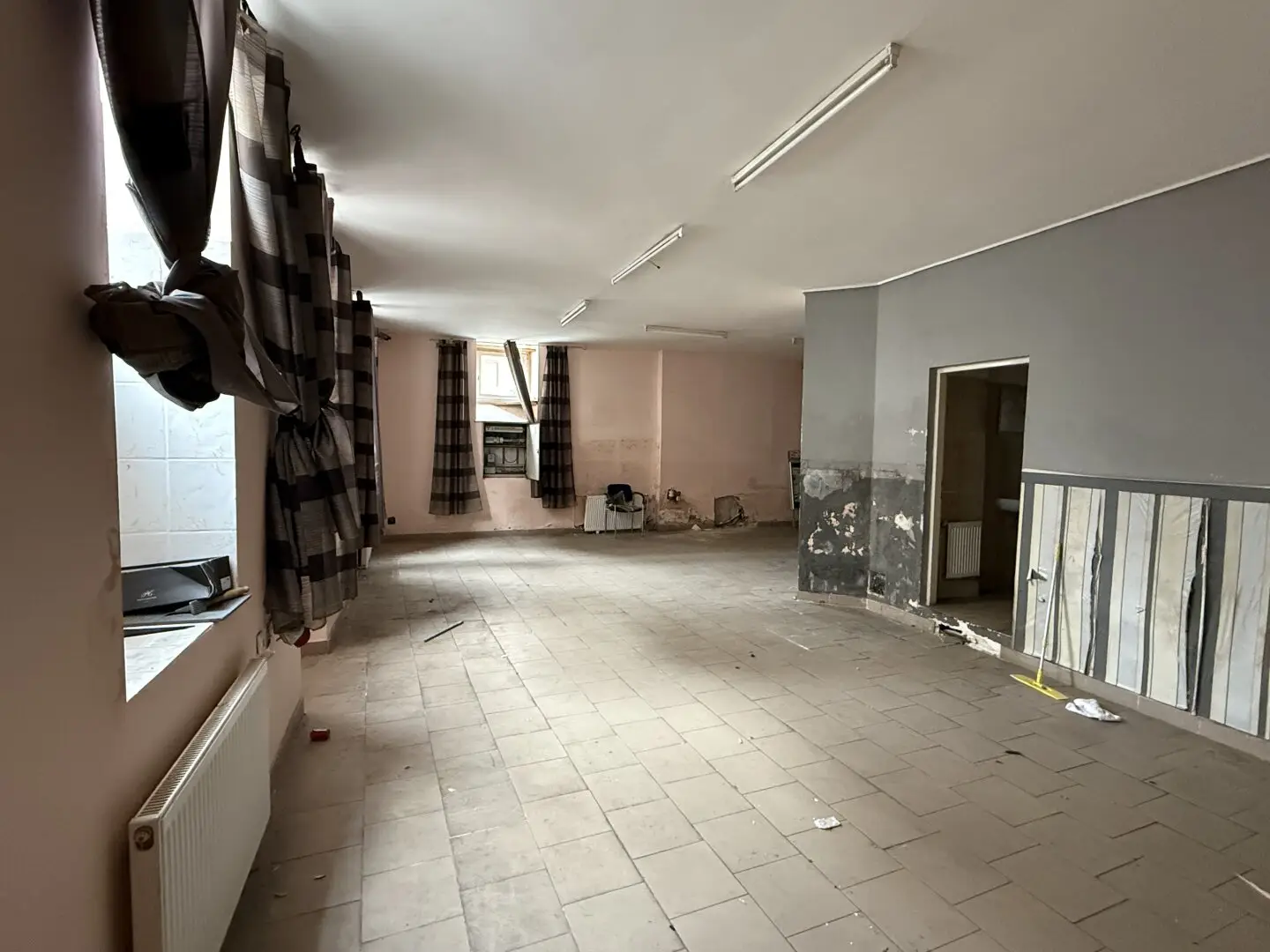 Shop 182m² Vienna-Hernals