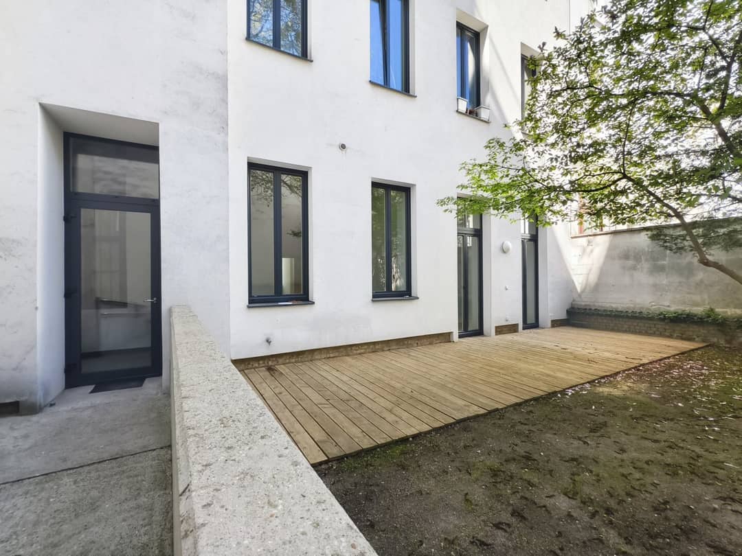 Alles im grünen Bereich! Ihr neuer Arbeitsplatz mit großzügiger Terrasse und wunderbarem Garten nächst U3-Station Schweglerstraße