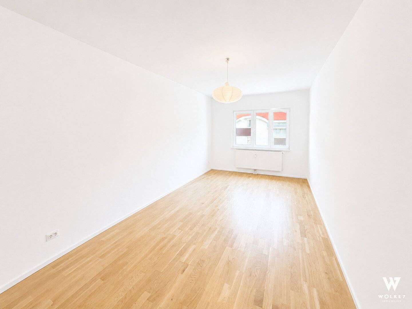 Wohnung nahe Siebenbrunnenplatz helle Loggia