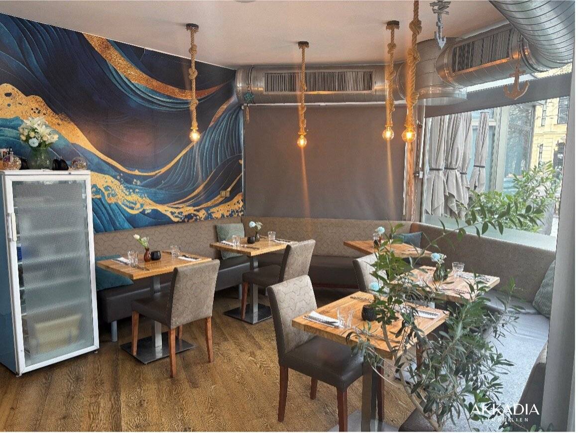 Gastro space with garden in Hietzing