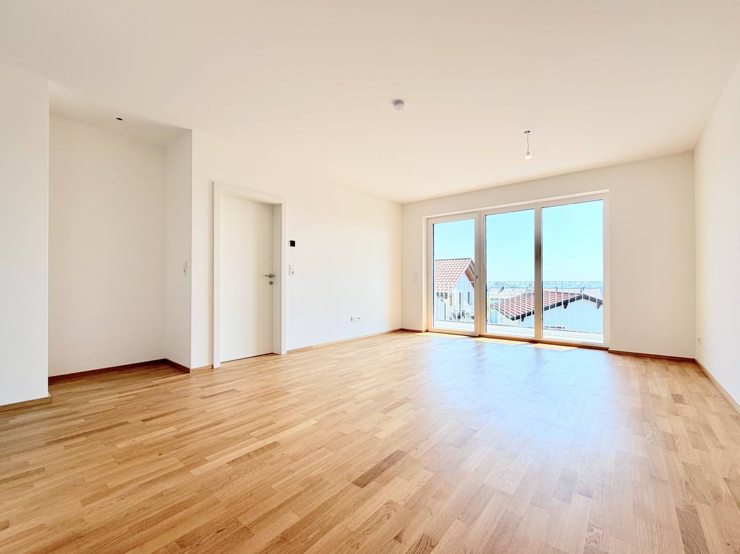 Moderne 2 Zimmer Wohnung Erstbezug Balkon