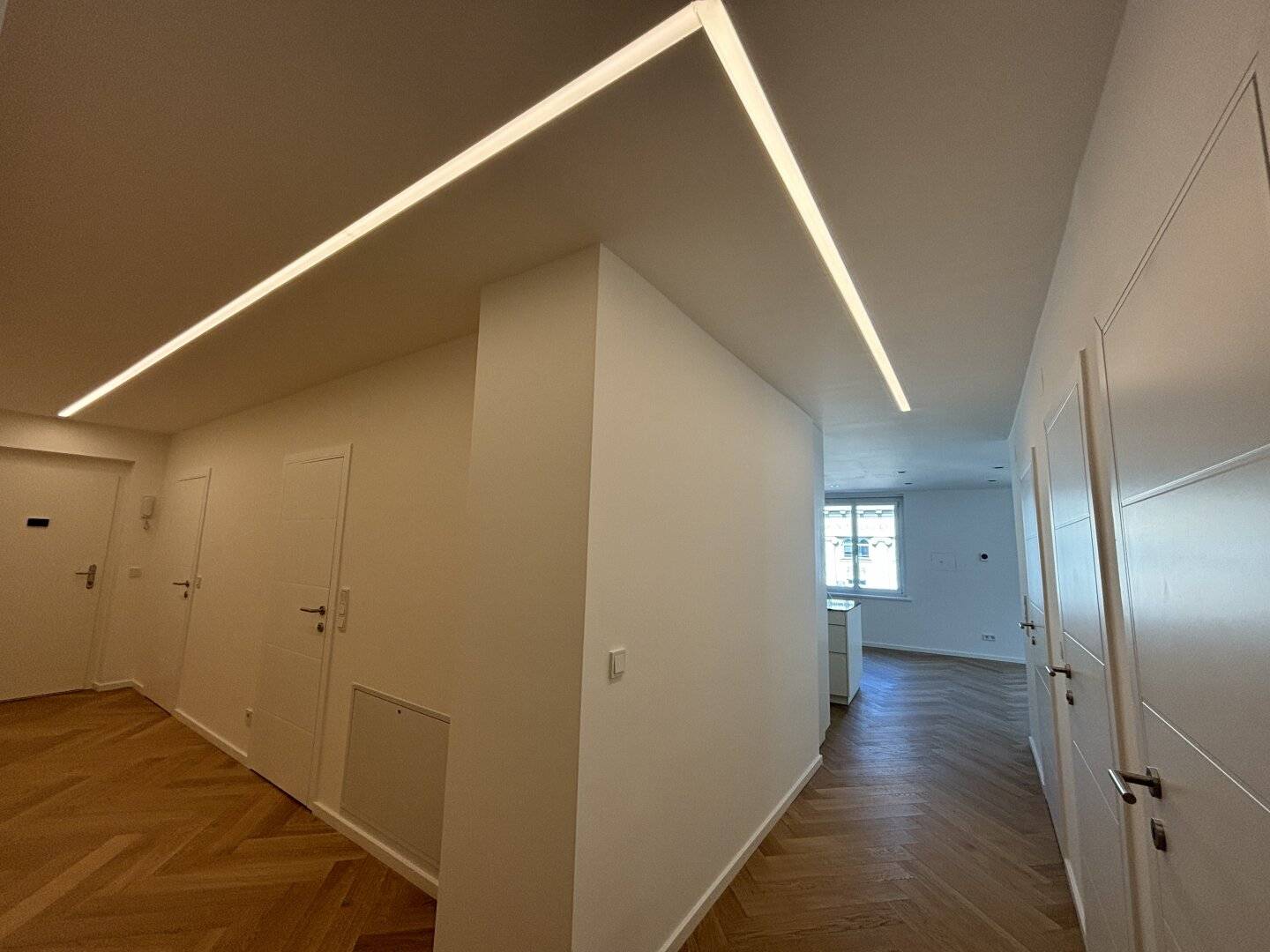 Apartment with View and Lift in Center