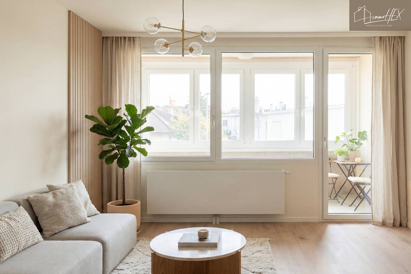 Wohnung mit verglaster Loggia Lift nahe Bahnhof