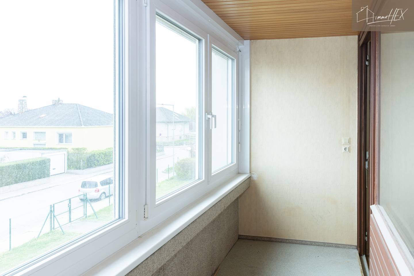 Wohnung mit verglaster Loggia Lift nahe Bahnhof
