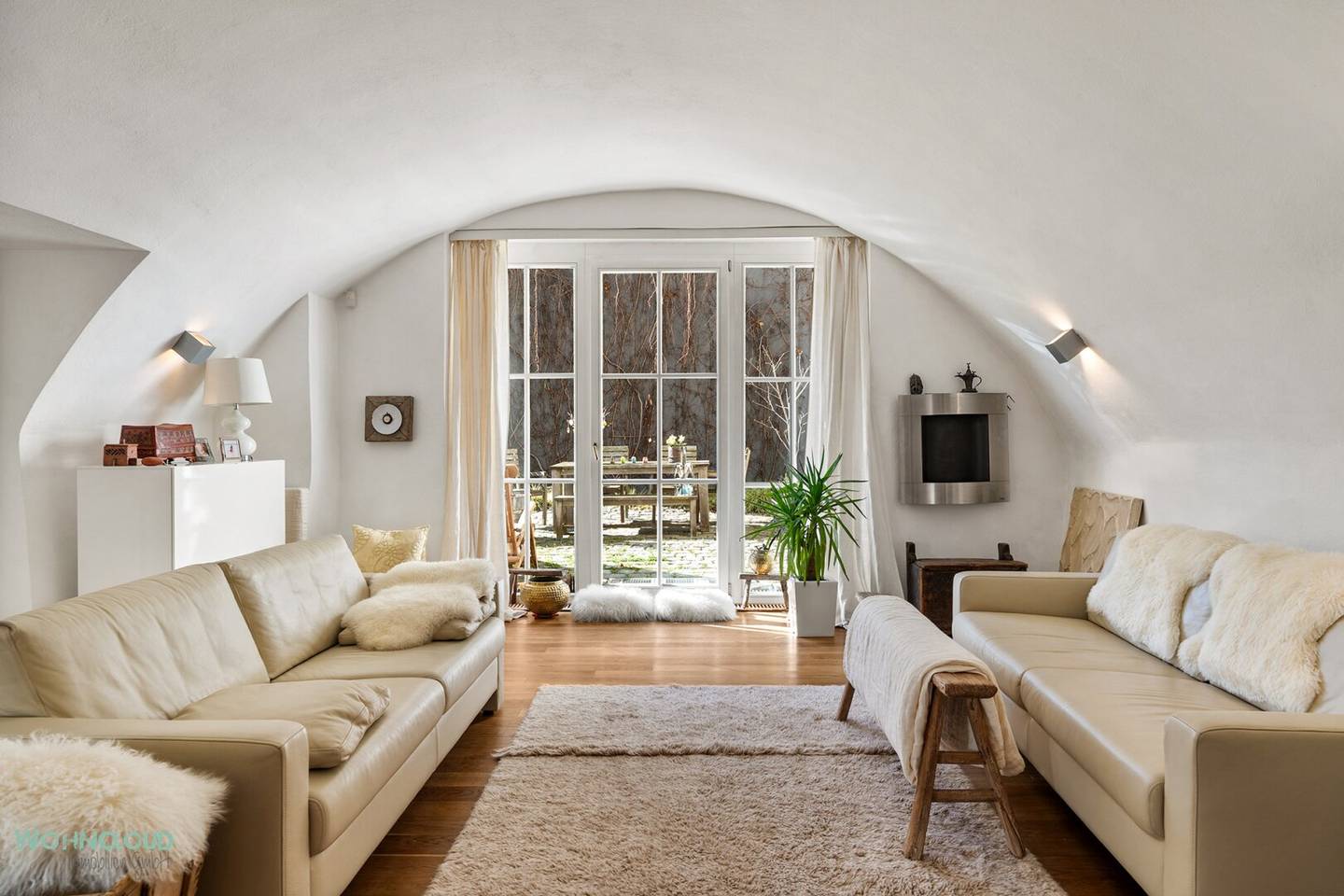 Apartment Grinzing Private Garden Historic Charm