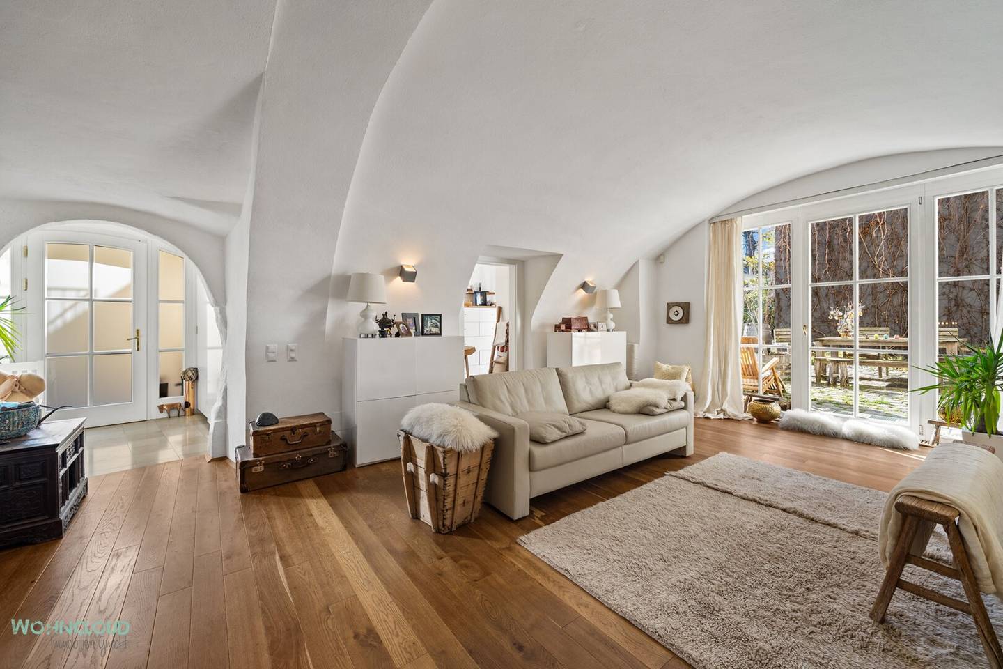 Apartment Grinzing Private Garden Historic Charm