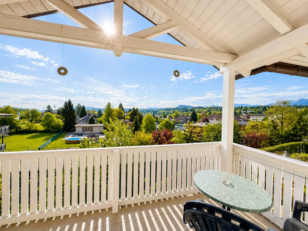 Sunny 2-room flat in Velden