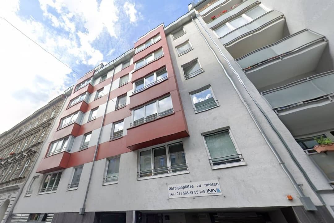 Gut aufgeteilte 2-Zimmer-Wohnung
mit Balkon in den Innenhof