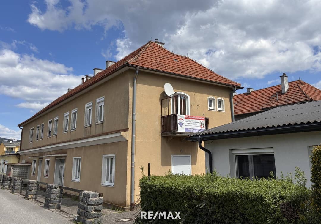 2-Room Apartment with Balcony in Golling
