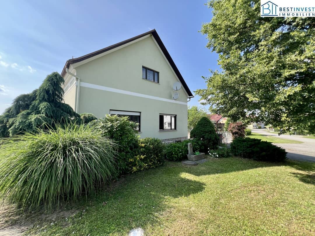 Country house in Mogersdorf with garden