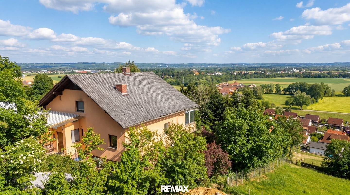 Einfamilienhaus mit Panoramablick in Langaberg