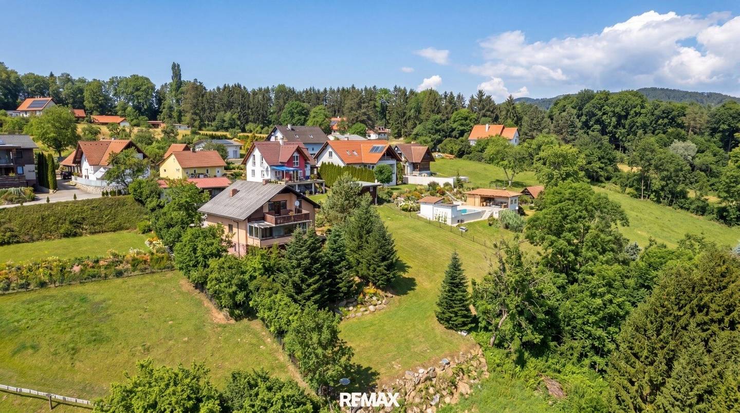 Einfamilienhaus mit Panoramablick in Langaberg