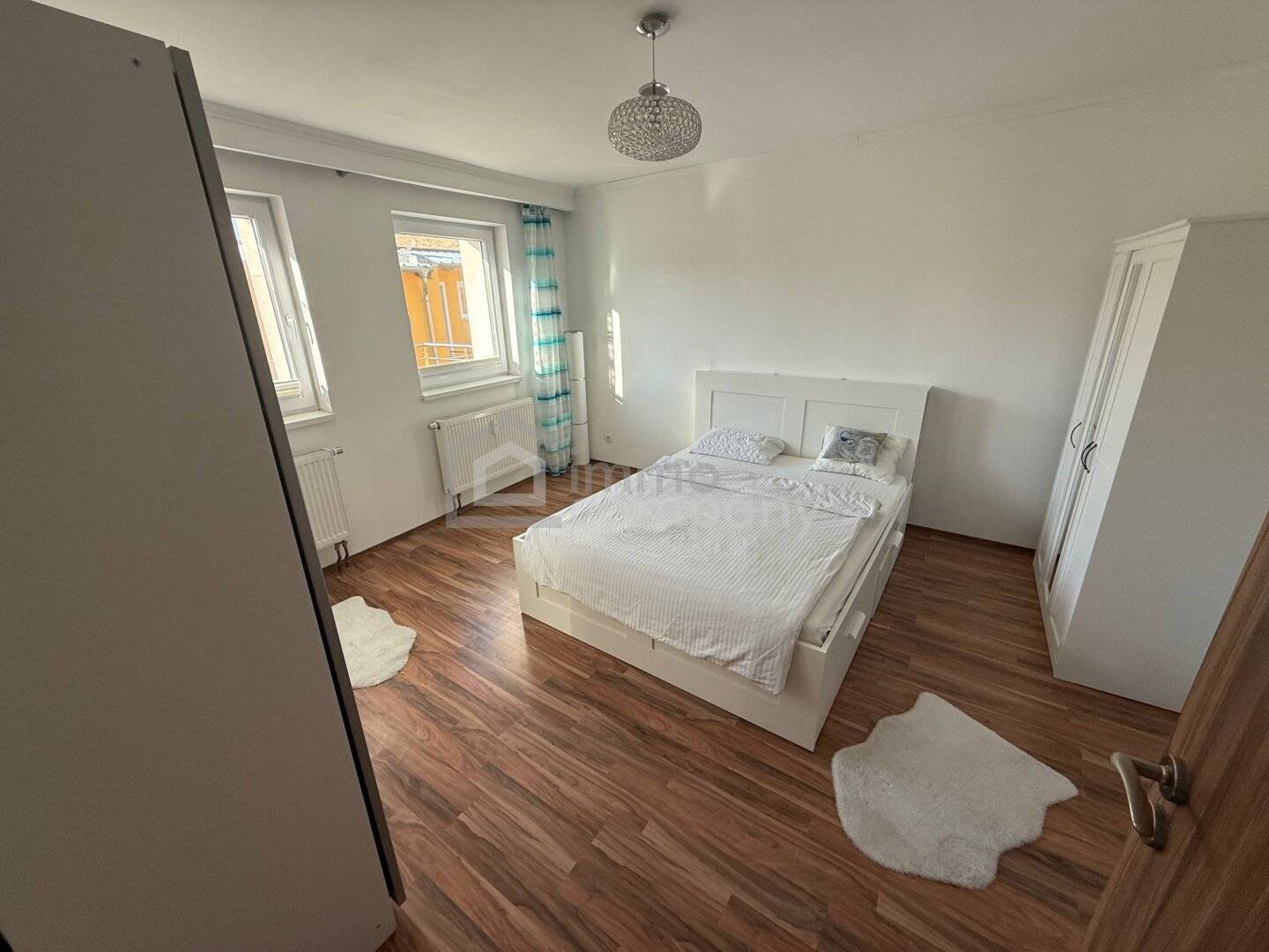Apartment with large terrace in quiet location