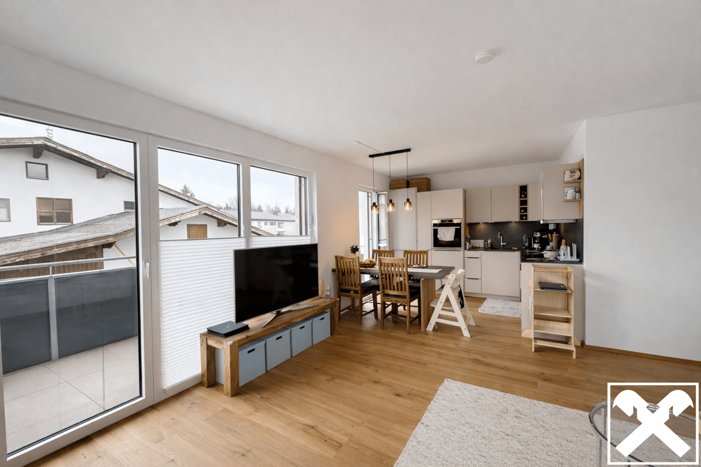 Neubauwohnung with bright living area and balcony