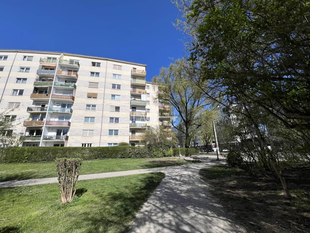 Wohnung Zentrale Lage nahe Einkaufsmöglichkeiten