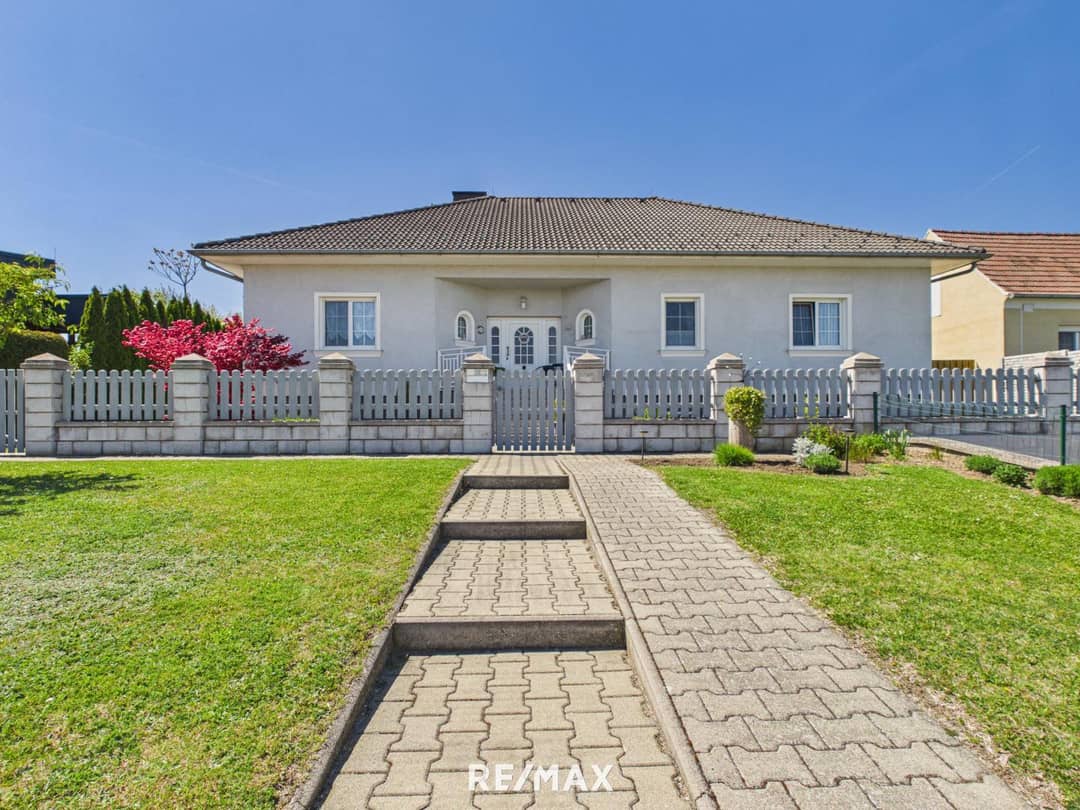 Bungalow in Nickelsdorf, 150 m²