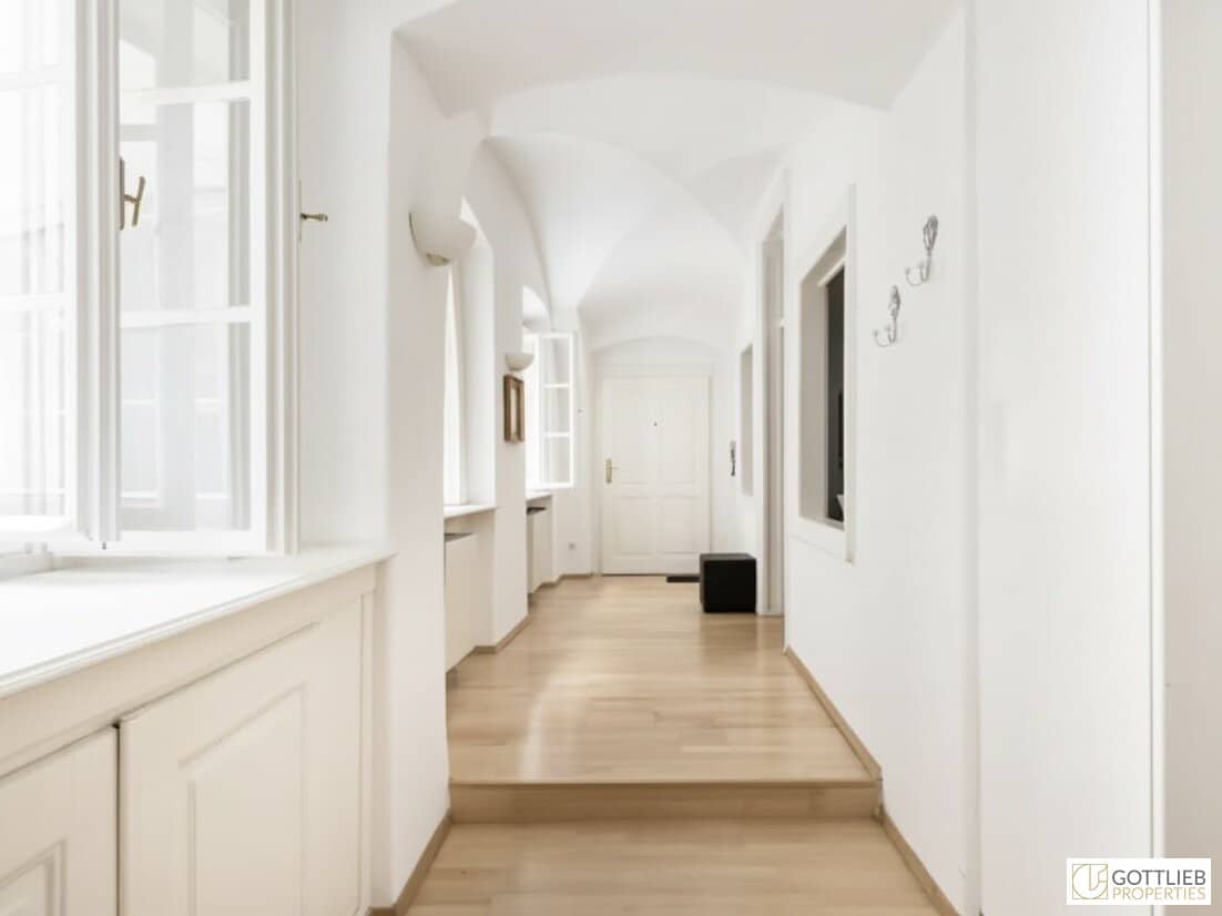 Bestlage nahe Stephansplatz! Elegantes 2,5-Zimmer-Stilaltbau-Apartment in Renaissance-Gebäude in Stockwerks- und Hofruhelage