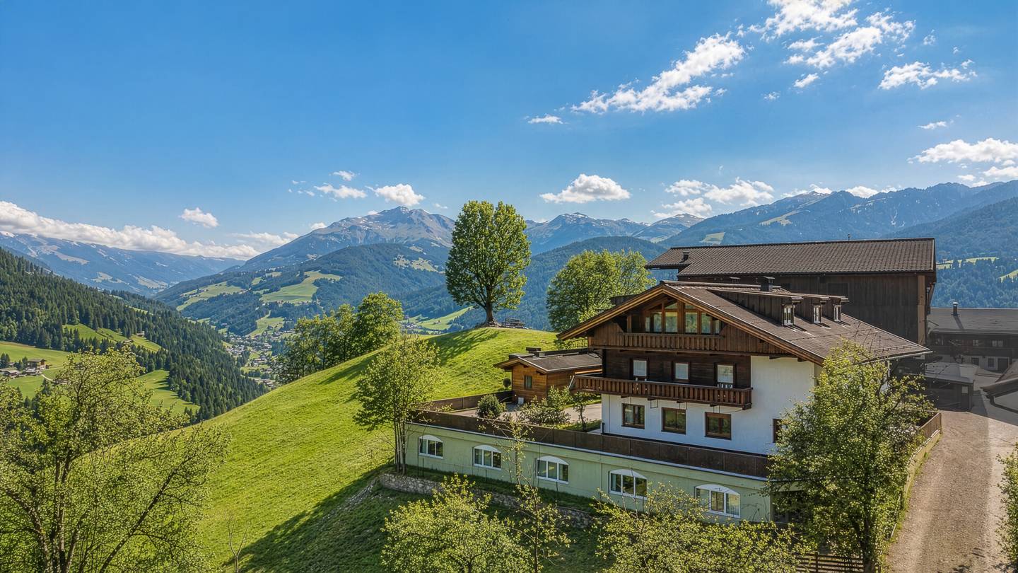 Estate with Shelter Wildschönau