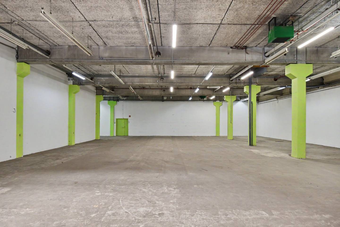 Spacious Warehouse Space Vienna 1230