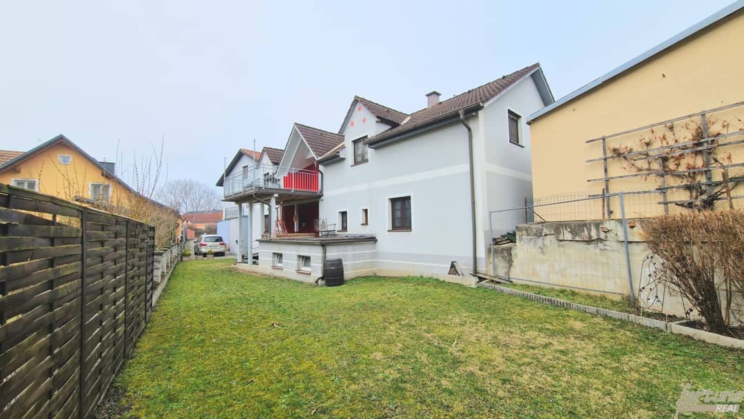Two Houses in Albrechtsberg