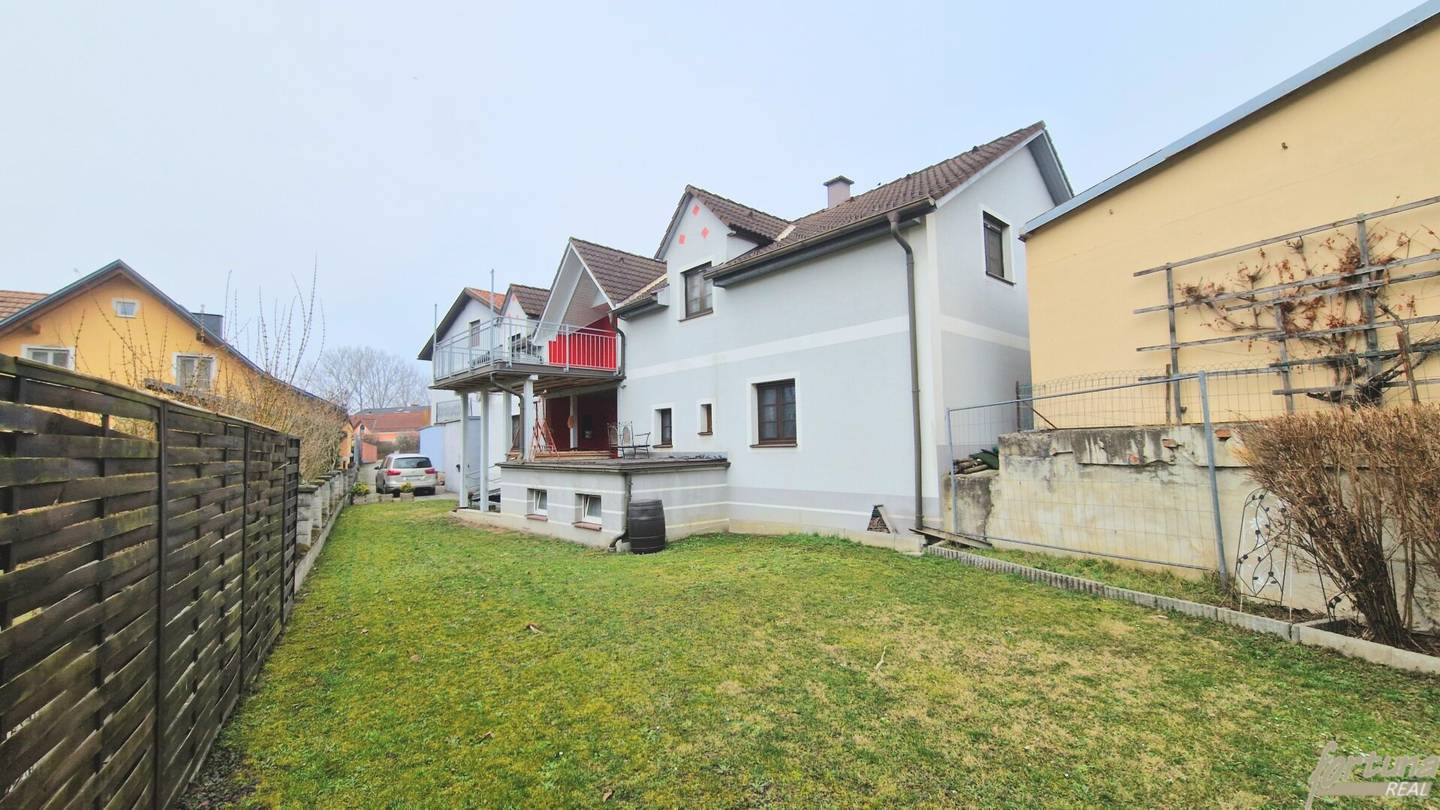 Zwei Häuser in Albrechtsberg