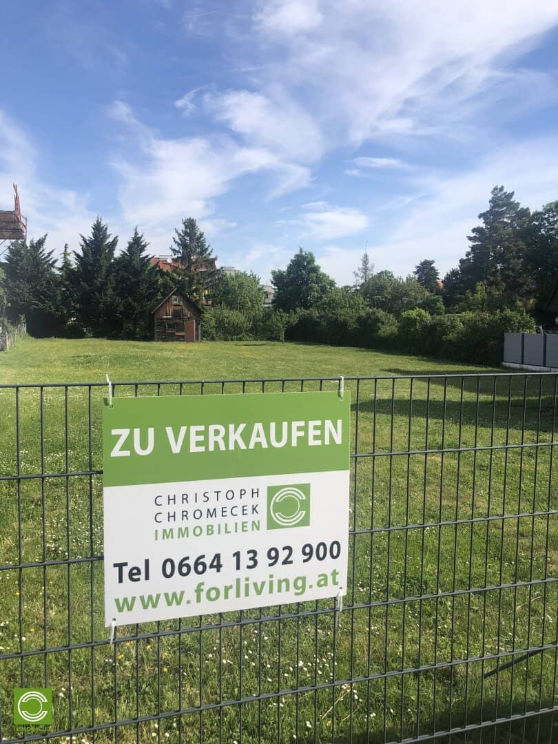 Brunn am Gebirge: Zwei ebene Baugrundstücke à 796 m²