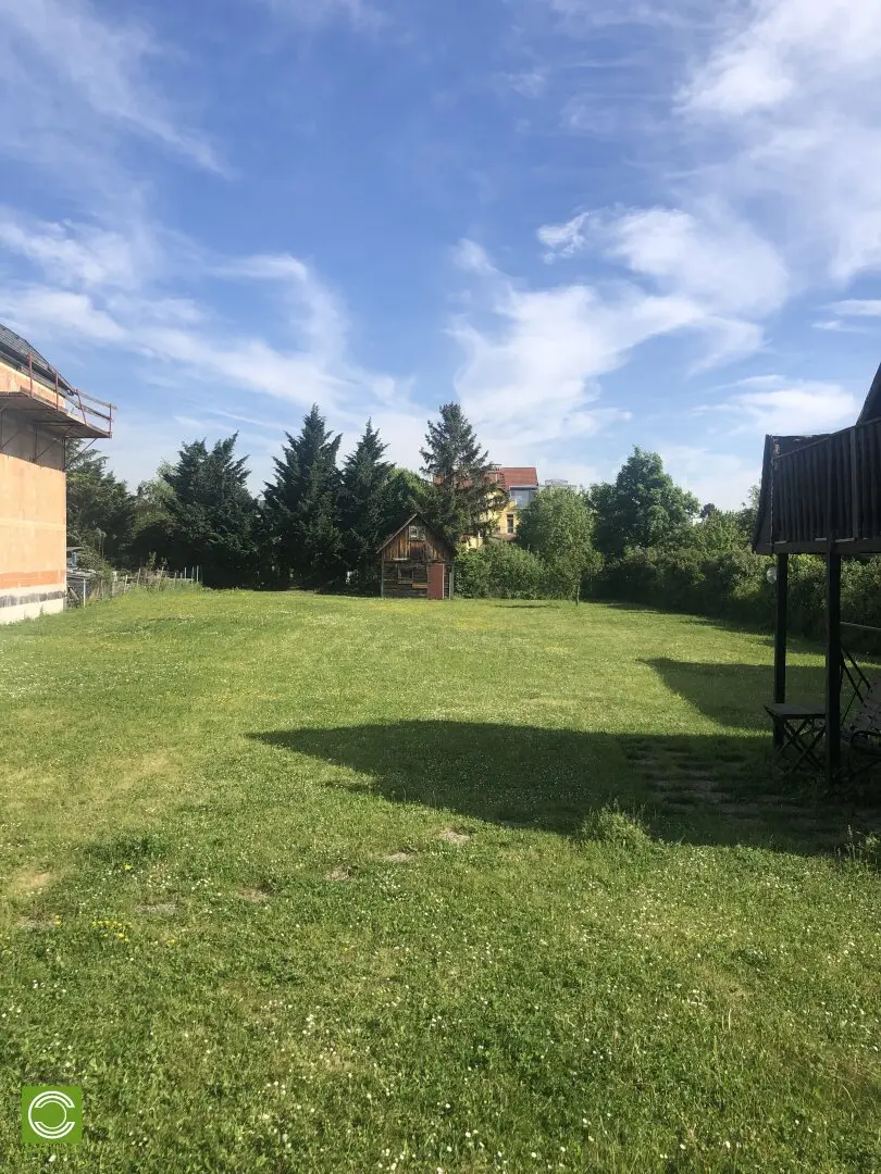 CHRISTOPH CHROMECEK IMMOBILIEN - BRUNN AM GEBIRGE - Two adjacent, flat building plots","de":"CHRISTOPH CHROMECEK IMMOBILIEN - BRUNN AM GEBIRGE - Zwei nebeneinanderliegende, ebene Baugrundstücke!"},