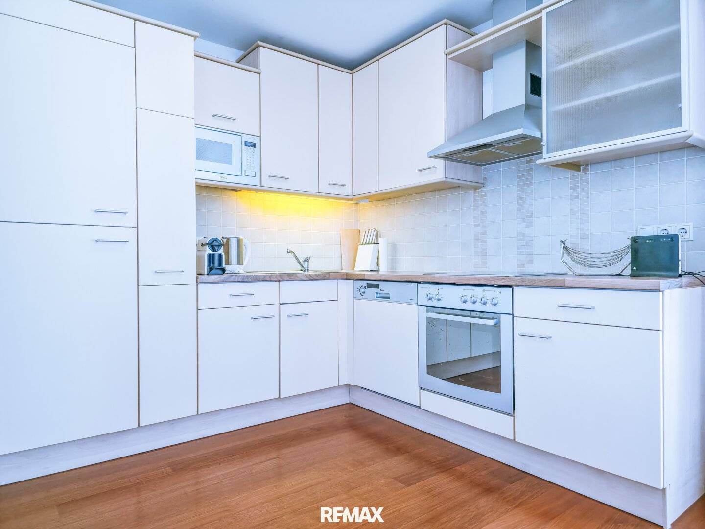Ground floor apartment with garden and two parking spaces