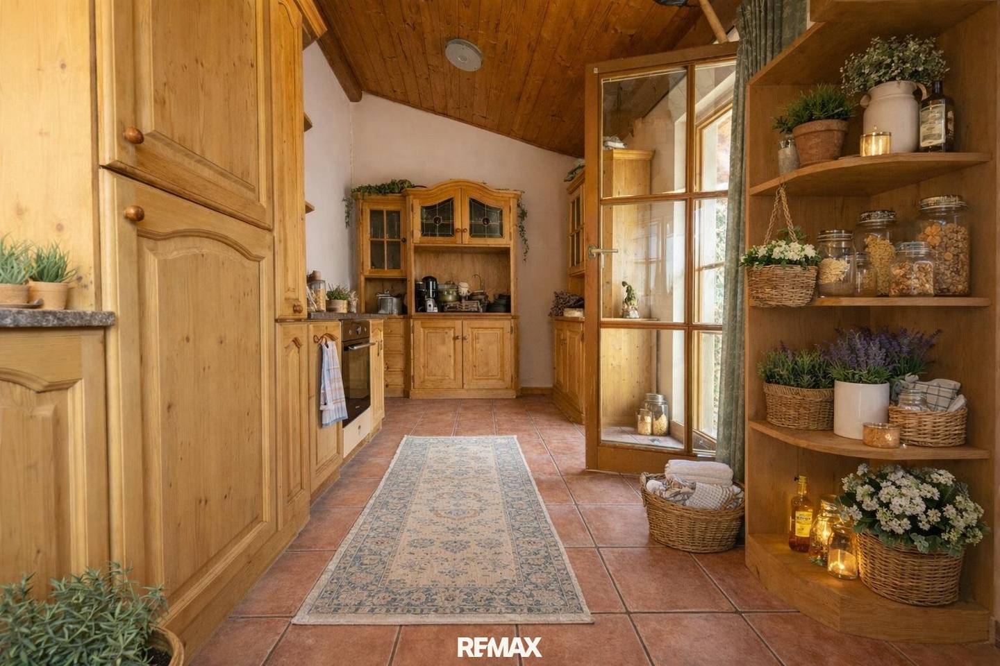 Price reduction: Renovation property in Seefeld, top location, potential and including appraisal