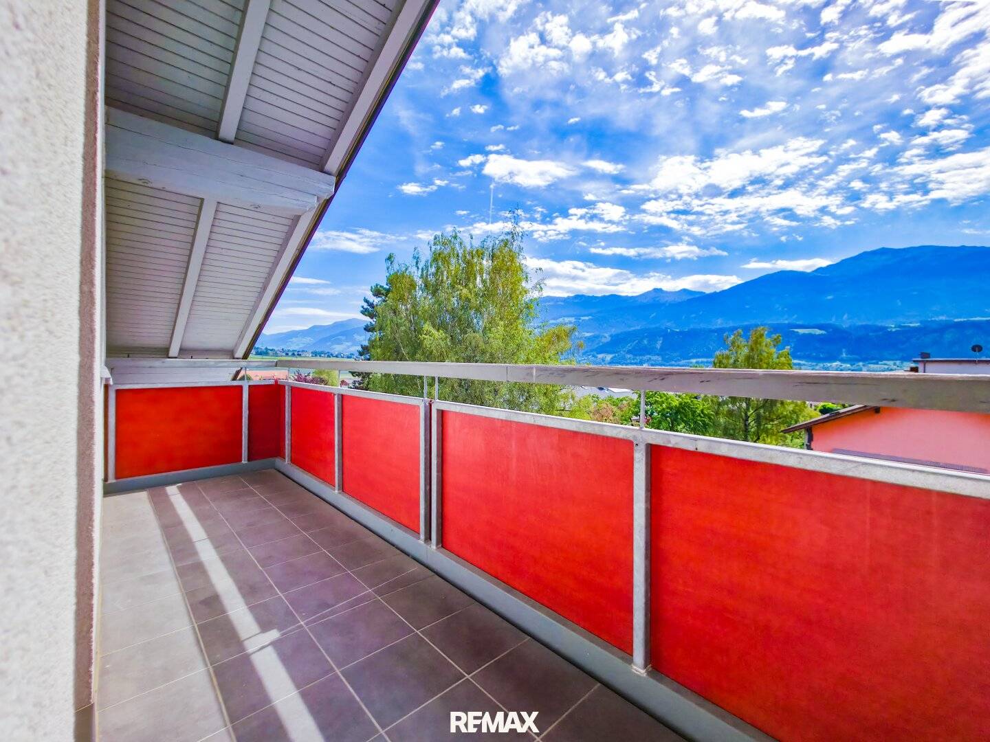 Dachgeschosswohnung Thaur nahe Innsbruck saniert
