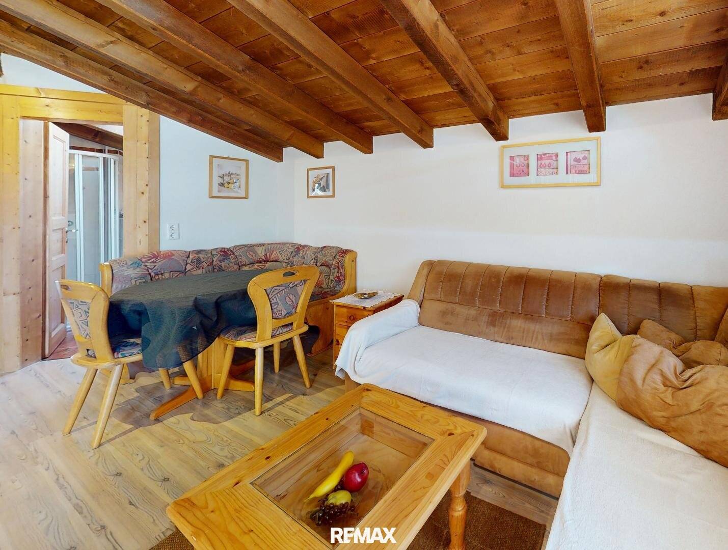 Apartmenthaus mit 3 Wohneinheiten zur Verpachtung – Wohnen & Arbeiten ideal kombiniert!