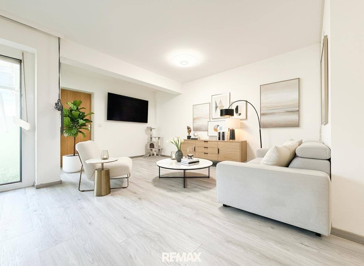 Apartment in prime location in Telfs with west balcony