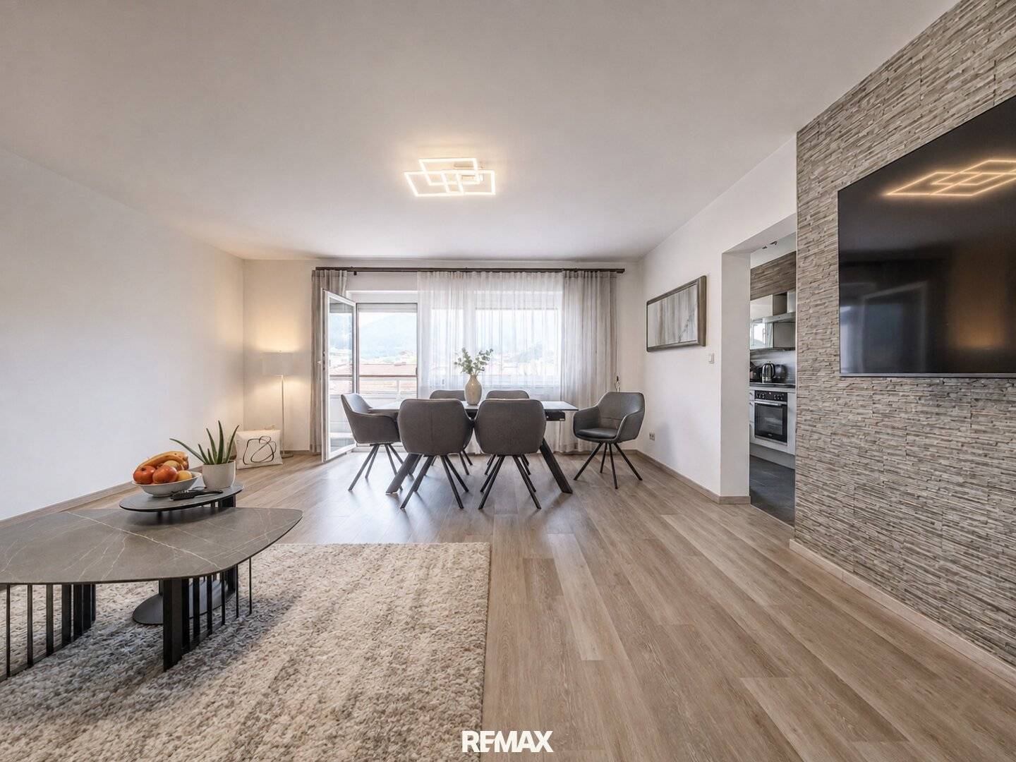 Wohnung mit Südbalkon und Duplexgarage
