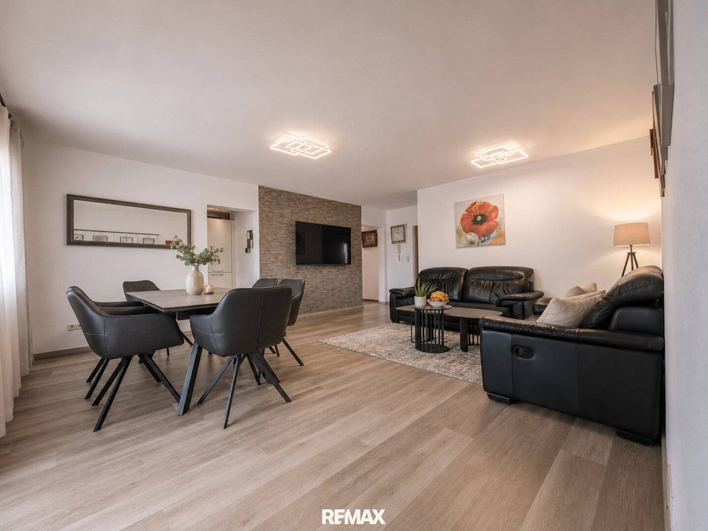 Wohnung mit Südbalkon und Duplexgarage