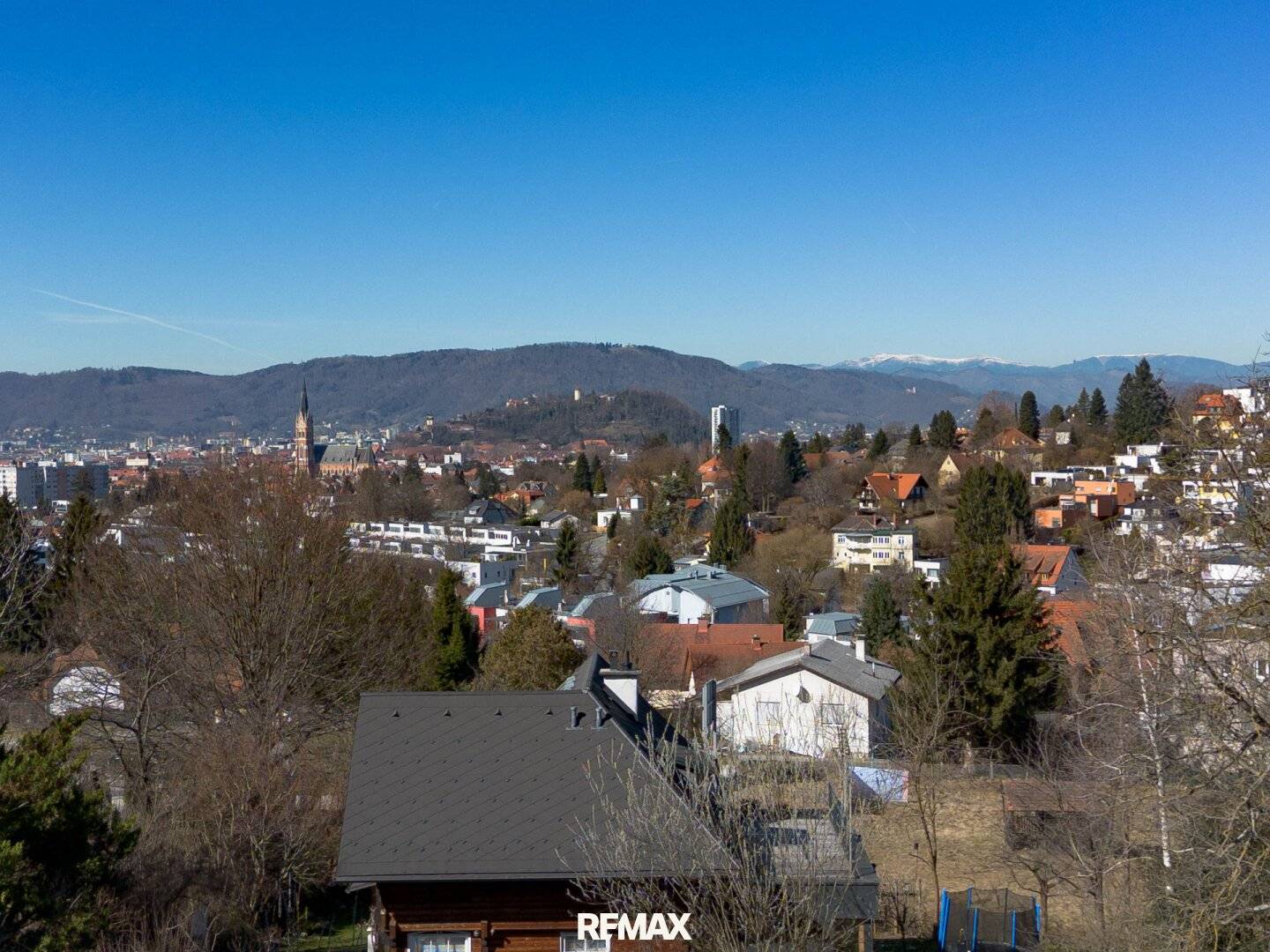 Developed development plot in Graz's prime location with a magnificent view of the city