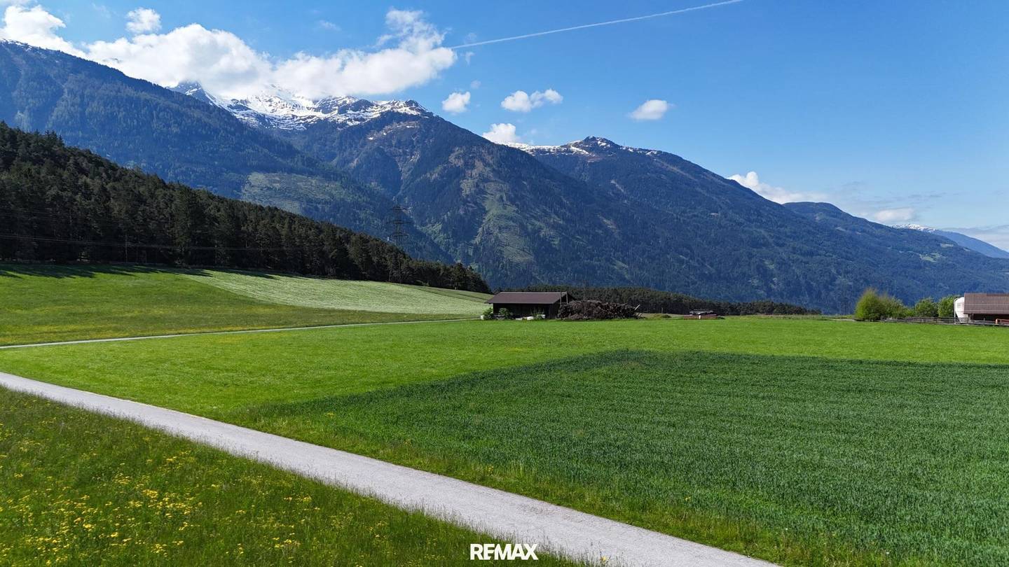 Baugrundstück mit Bergpanorama in Mieming – Ihr Traum vom Eigenheim!