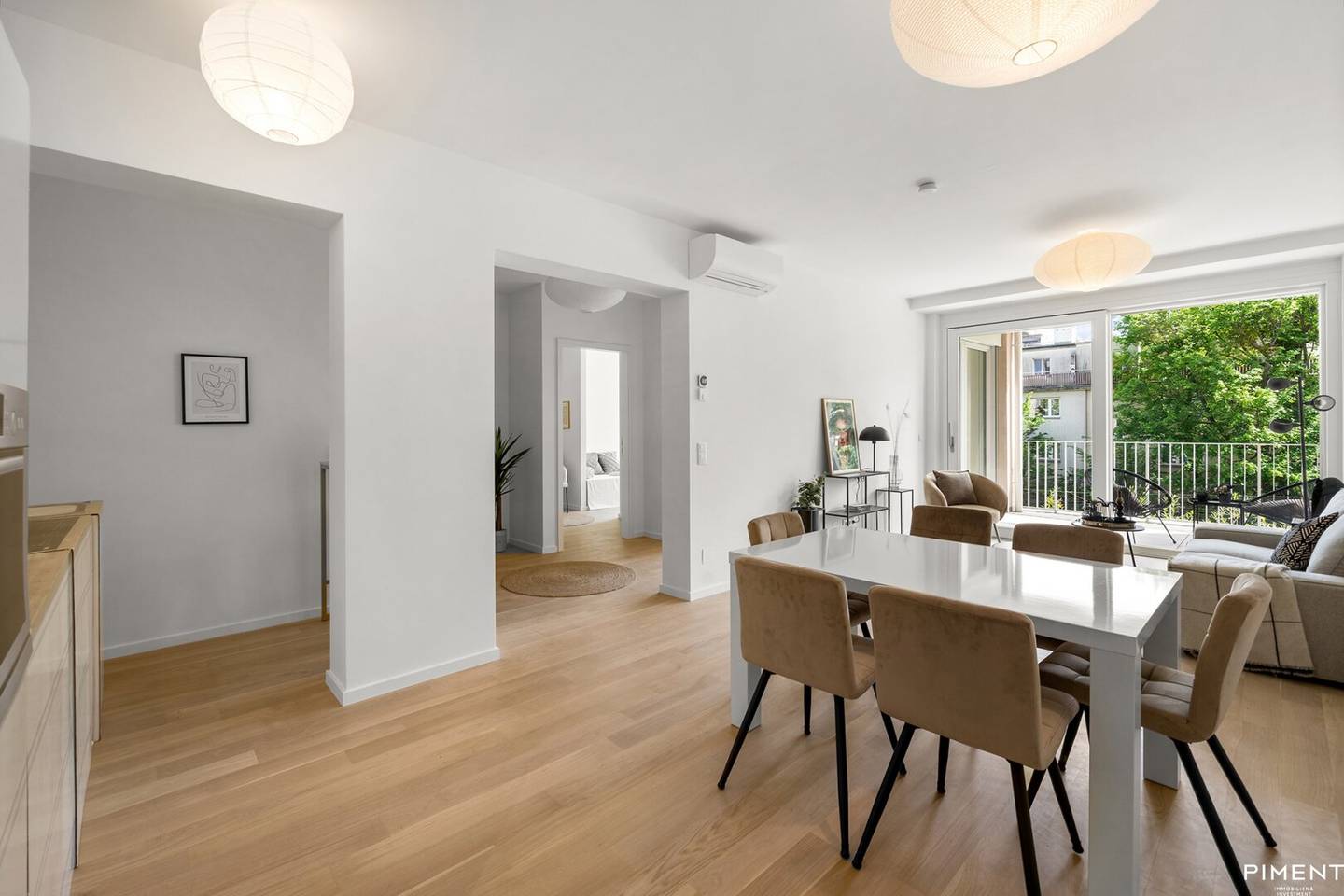 New build apartment with open kitchen balcony