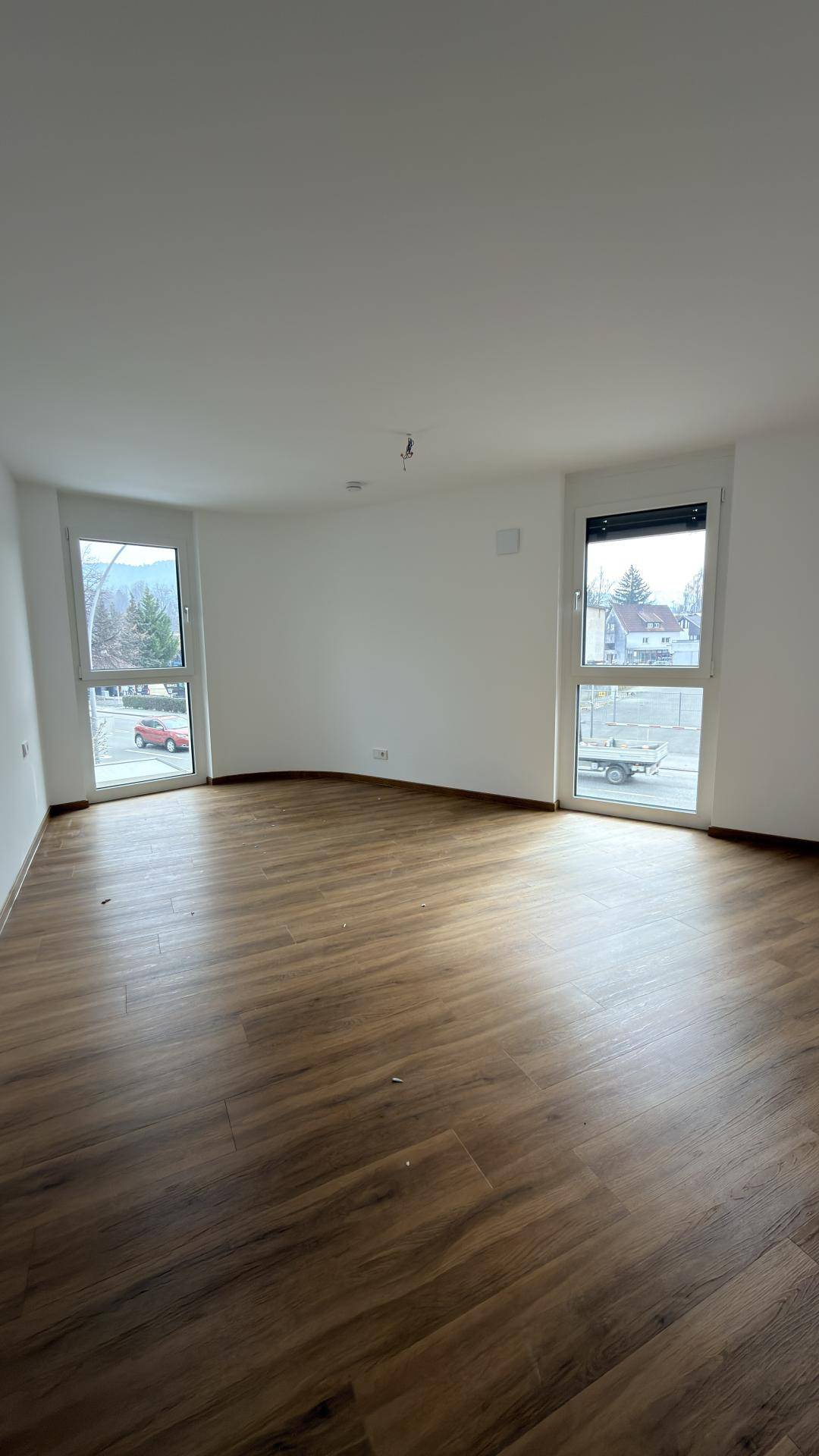 New build apartment with terrace and sustainable energy supply