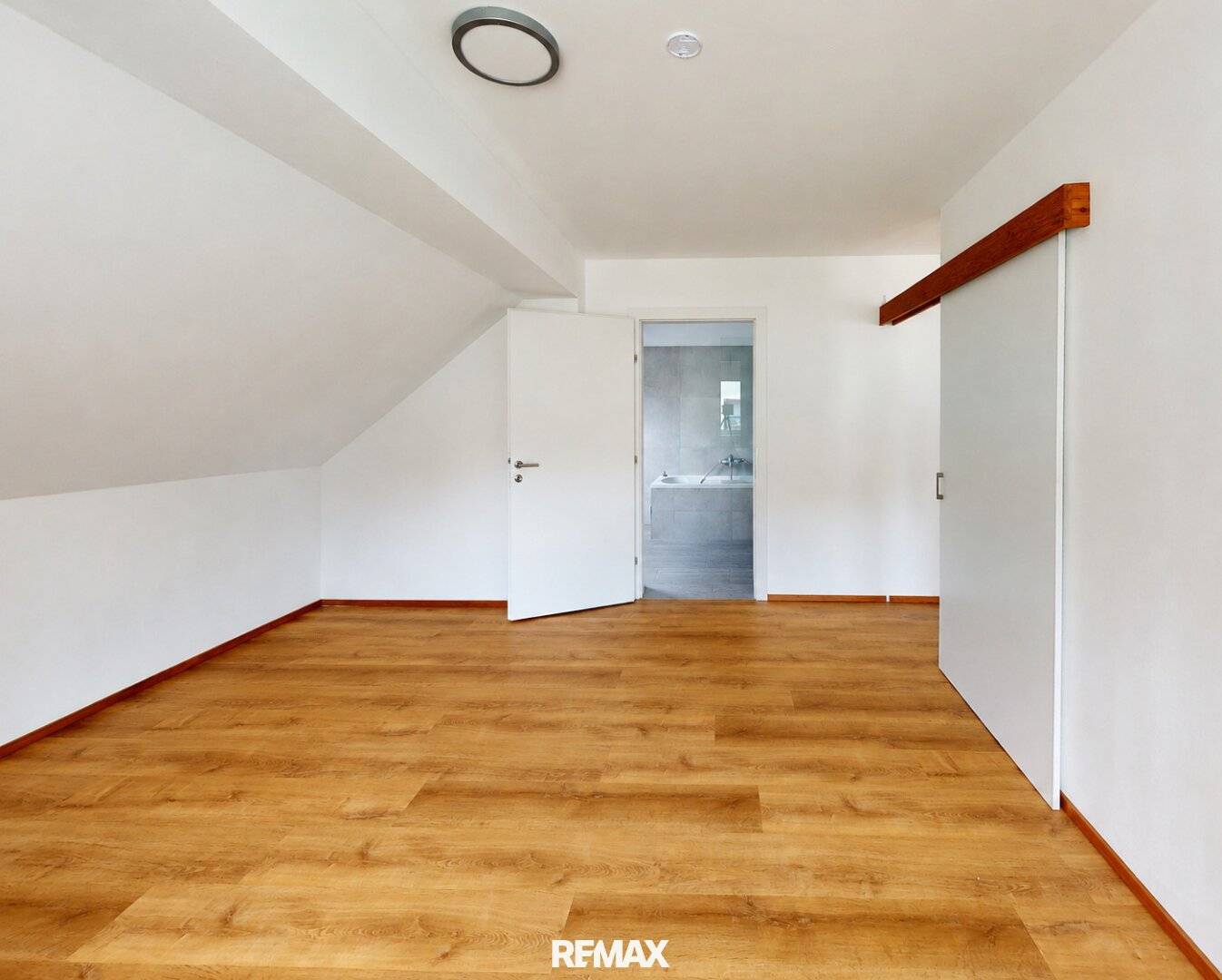 Dachgeschosswohnung im Zentrum von Imst mit Aufzug