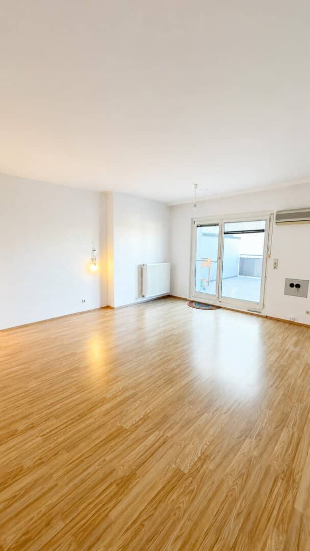 Wohnung with terrace and balcony near Belvedere