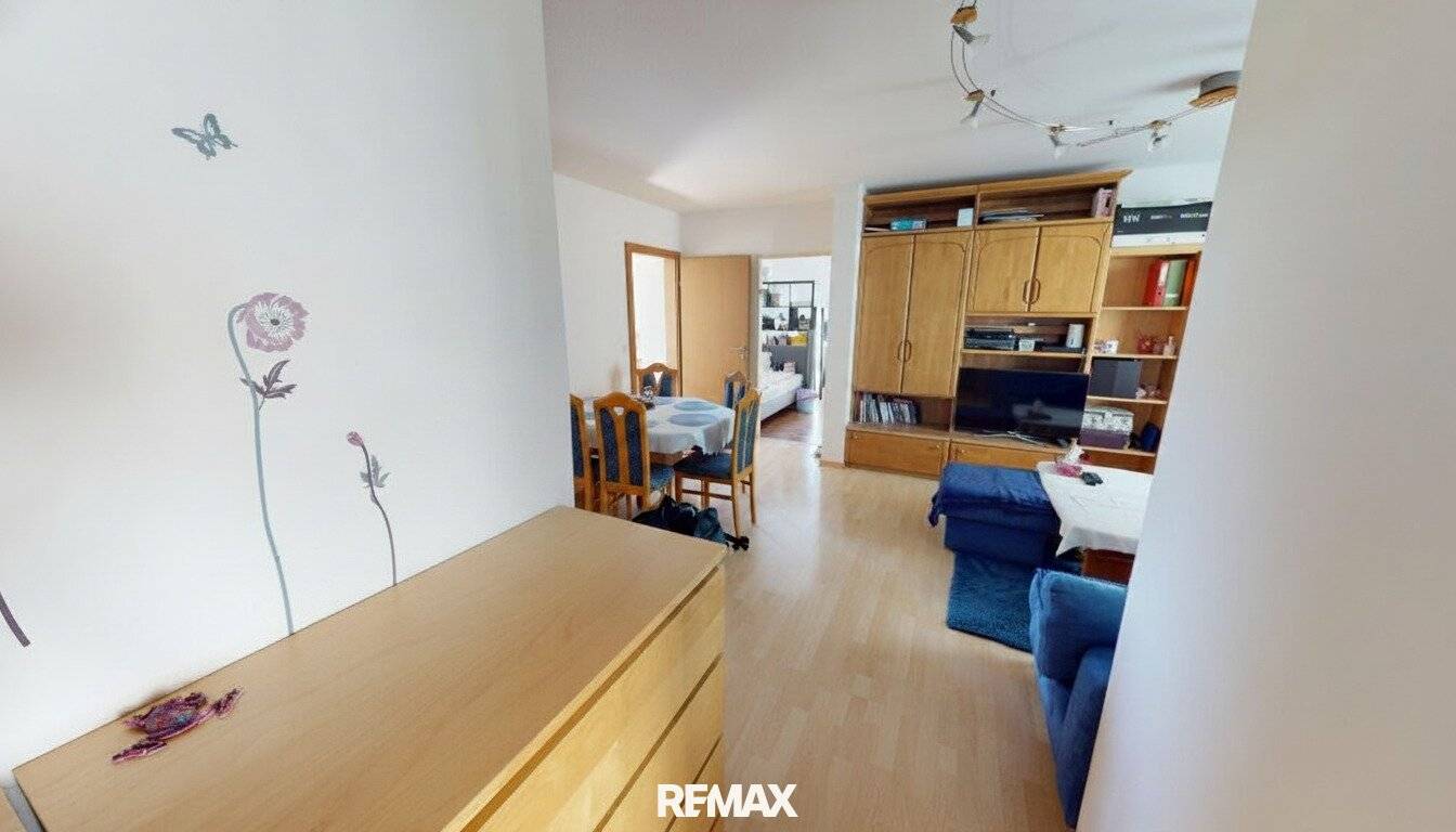 Wohnung mit Loggia und Grünblick im Liftstock
