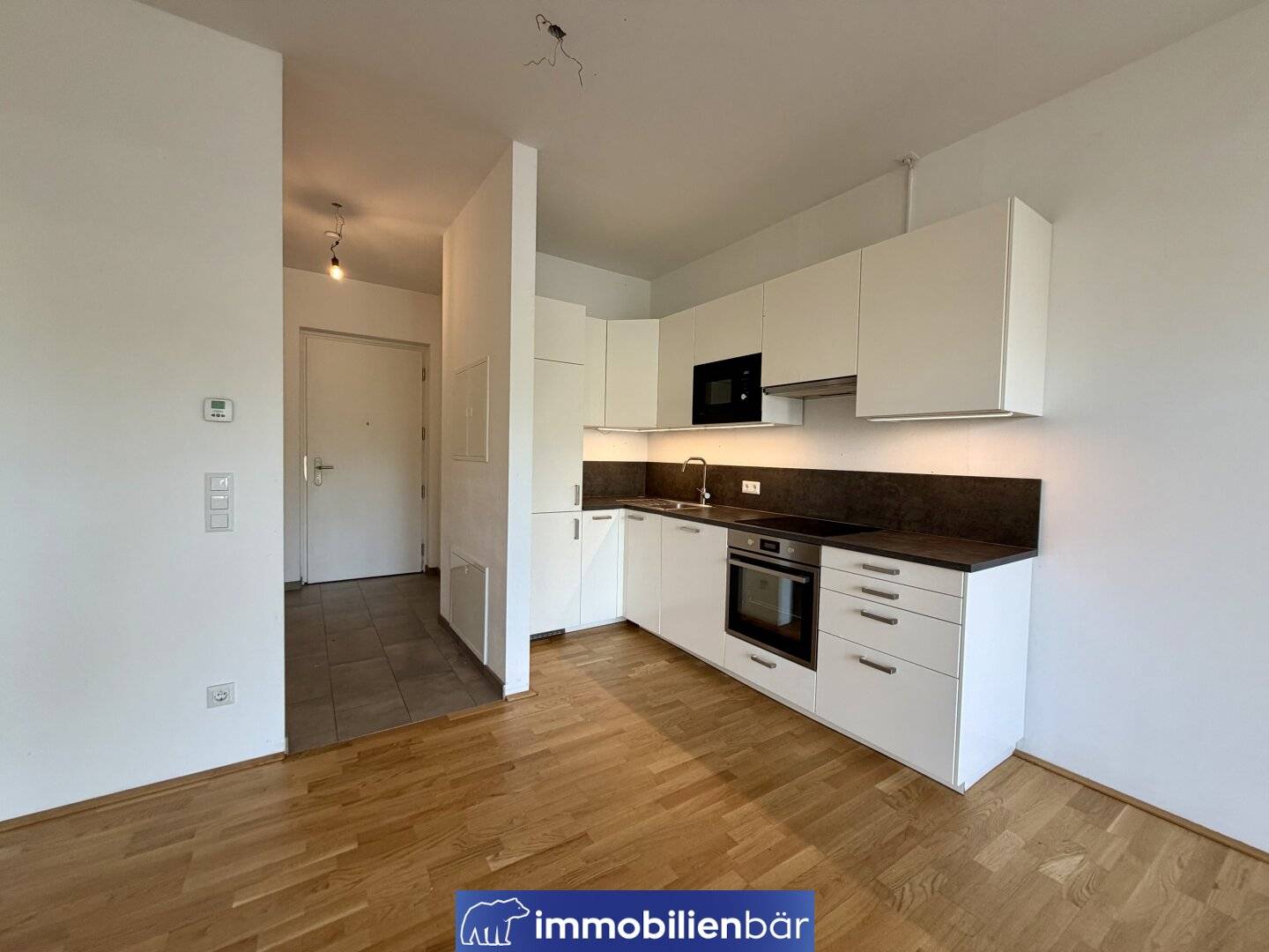 Neubau Wohnung mit Terrasse und eigenem Garten