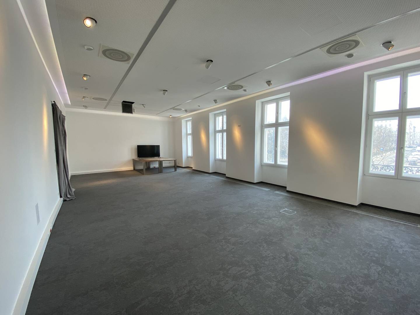 Office Spaces Universitätsring Vienna